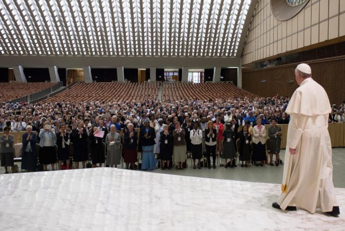 pope-diaconisas_question2016