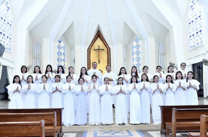 sn2024_viet_may01