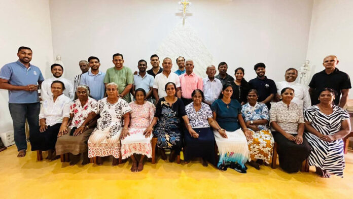 sn260502-srilanka
