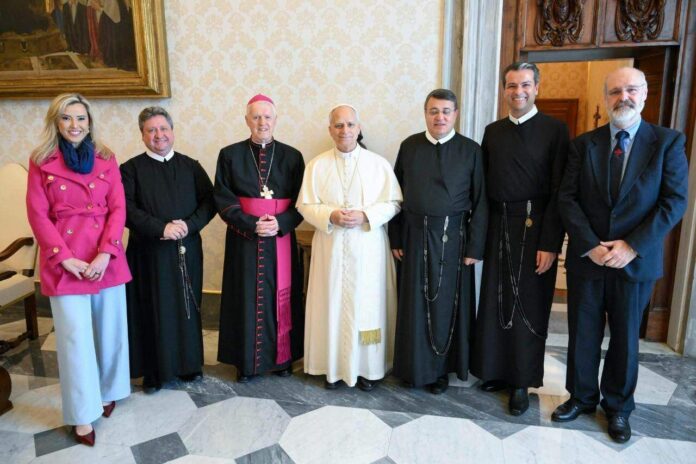sn2025_Comitiva_brasil_pontifice_dic01