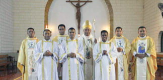 Diaconate Ordination in Weetebula, Indonesia
