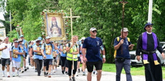 United States: Keeping the Tradition Alive – Polish Marian Pilgrimages in Merrillville